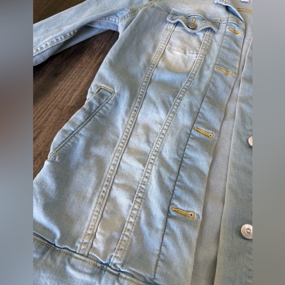 LuLaRoe Light Blue Denim Jacket Small - Picture 3 of 4